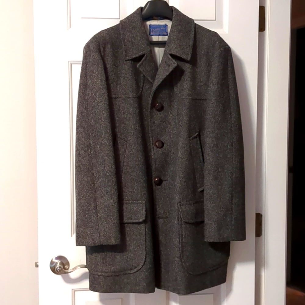 Men's PENDLETON Woolen Mills Donegal Tweed Top Coat Pure Virgin Wool - 44R
